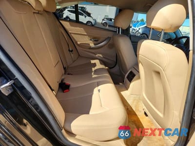 Zdjęcie 10 z 12 samochodu: 2016 BMW 320 XI VIN:WBA8E5G55GNT41620 - miniatura