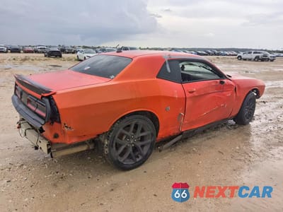 Trzecie zdjęcie samochodu z tyłu: 2020 DODGE CHALLENGER SXT VIN:2C3CDZAG1LH231513 - miniatura