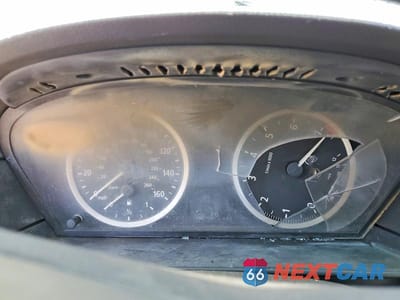 Zdjęcie 9 z 12 samochodu: 2007 BMW 530 XI VIN:WBANF73517CU23762 - miniatura