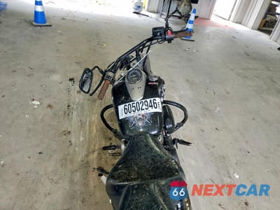 Zdjęcie 6 z 8 samochodu: 2012 HONDA VT750 C2B VIN:JH2RC5370CK201627 - miniatura