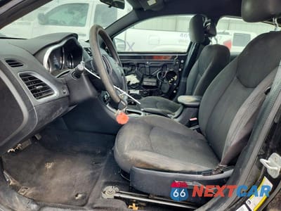 Zdjęcie 7 z 13 samochodu: 2013 DODGE AVENGER SE VIN:1C3CDZAB3DN610672 - miniatura