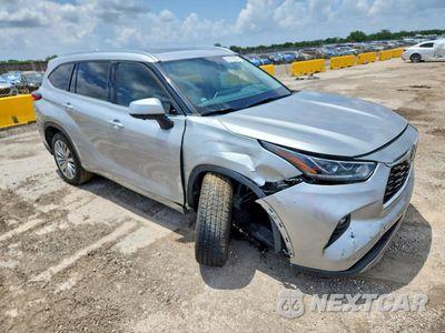Czwarte zdjęcie samochodu z boku: 2023 TOYOTA HIGHLANDER PLATINUM VIN:5TDKDRAH4PS042779 - miniatura