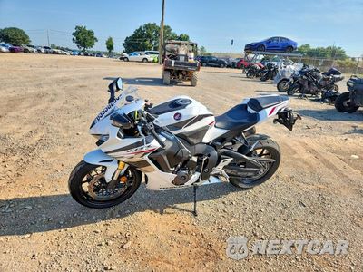 Trzecie zdjęcie samochodu z tyłu: 2026 HONDA CBR1000 RR VIN:JH2SC7715TK900318 - miniatura