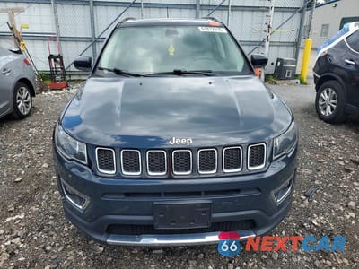 Piąte zdjęcie samochodu w środku: 2018 JEEP COMPASS LIMITED VIN:3C4NJCCB0JT211558 - miniatura