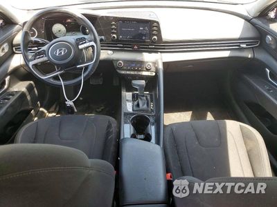Zdjęcie 8 z 12 samochodu: 2021 HYUNDAI ELANTRA SEL VIN:5NPLS4AG4MH020092 - miniatura