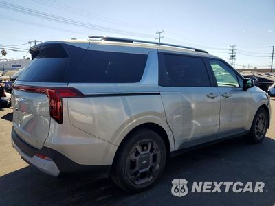 Trzecie zdjęcie samochodu z tyłu: 2025 KIA CARNIVAL EX VIN:KNDNC5KA4S6072903 - miniatura