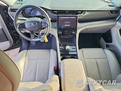 Zdjęcie 8 z 13 samochodu: 2021 JEEP GRAND CHEROKEE L OVERLAND VIN:1C4RJKDG2M8143014 - miniatura