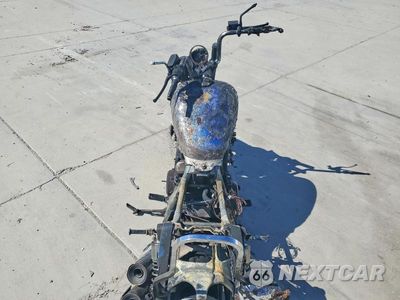 Zdjęcie 6 z 9 samochodu: 1987 HONDA VF700 C VIN:1HFRC2102HA306461 - miniatura