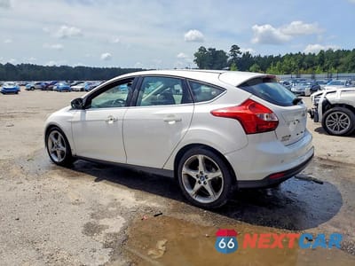 Drugie zdjęcie samochodu z przodu: 2013 FORD FOCUS TITANIUM VIN:1FADP3N23DL141969 - miniatura