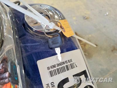 Zdjęcie 8 z 9 samochodu: 2009 HONDA VT750 C VIN:JH2RC504X9K500870 - miniatura