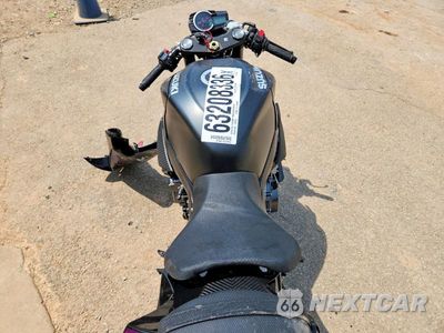Zdjęcie 6 z 10 samochodu: 2026 SUZUKI GSX-R600 VIN:JS1GN7FA6T7100358 - miniatura