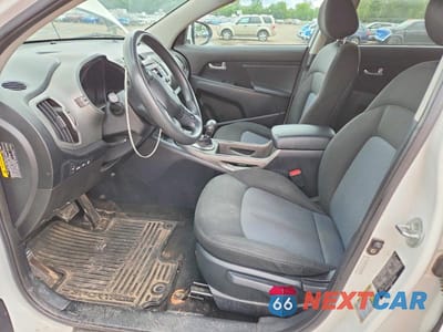 Zdjęcie 7 z 13 samochodu: 2016 KIA SPORTAGE LX VIN:KNDPBCAC6G7840336 - miniatura