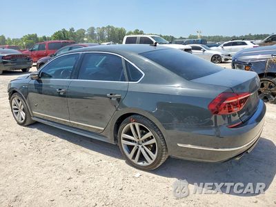 Drugie zdjęcie samochodu z przodu: 2017 VOLKSWAGEN PASSAT R-LINE VIN:1VWDT7A37HC029089 - miniatura