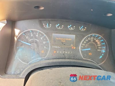 Zdjęcie 9 z 12 samochodu: 2012 FORD F150 SUPER CAB VIN:1FTFX1ET9CFB52424 - miniatura