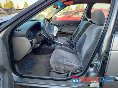 Zdjęcie 7 z 13 samochodu: 2001 NISSAN SENTRA XE VIN:3N1CB51D11L436708 - miniatura