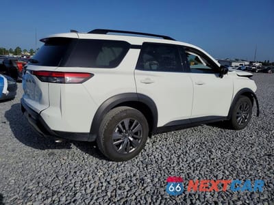 Trzecie zdjęcie samochodu z tyłu: 2026 NISSAN PATHFINDER SV VIN:5N1DR3BS6TC209863 - miniatura