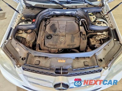 Zdjęcie 12 z 13 samochodu: 2015 MERCEDES-BENZ GLK 350 VIN:WDCGG5HB8FG437638 - miniatura