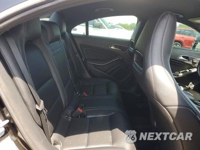 Zdjęcie 10 z 12 samochodu: 2016 MERCEDES-BENZ CLA 250 VIN:WDDSJ4EB6GN346953 - miniatura