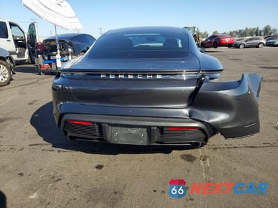 Zdjęcie 6 z 12 samochodu: 2020 PORSCHE TAYCAN TURBO VIN:WP0AC2Y15LSA71288 - miniatura