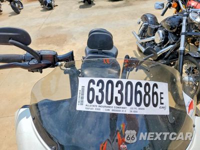 Piąte zdjęcie samochodu w środku: 2018 HARLEY-DAVIDSON FLTRXS ROAD GLIDE SPECIAL VIN:1HD1KTC11JB685845 - miniatura
