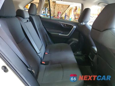 Zdjęcie 11 z 13 samochodu: 2021 TOYOTA RAV4 LE VIN:2T3G1RFV9MC198454 - miniatura