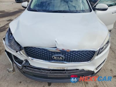 Zdjęcie 12 z 13 samochodu: 2018 KIA SORENTO LX VIN:5XYPG4A34JG340175 - miniatura