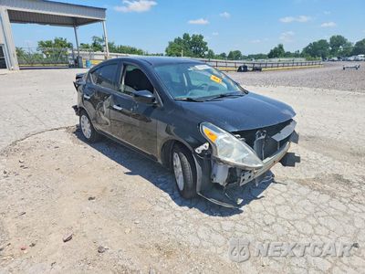 Czwarte zdjęcie samochodu z boku: 2017 NISSAN VERSA 1.6 SV VIN:3N1CN7AP1HL815392 - miniatura