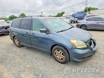 Czwarte zdjęcie samochodu z boku: 2005 HONDA ODYSSEY EX VIN:5FNRL38485B421626 - miniatura