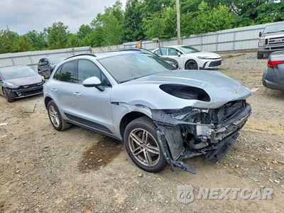 Czwarte zdjęcie samochodu z boku: 2018 PORSCHE MACAN VIN:WP1AA2A59JLB02659 - miniatura