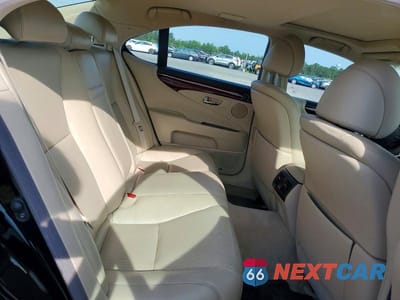 Zdjęcie 10 z 12 samochodu: 2011 LEXUS LS 460 VIN:JTHBL5EF9B5103867 - miniatura