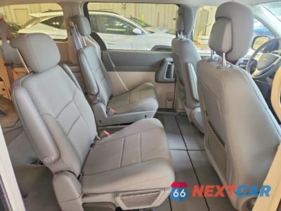 Zdjęcie 11 z 13 samochodu: 2010 CHRYSLER TOWN & COUNTRY TOURING VIN:2A4RR5DX4AR359614 - miniatura