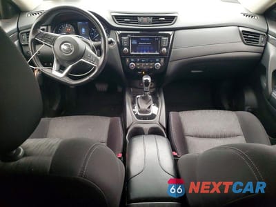 Zdjęcie 8 z 13 samochodu: 2019 NISSAN ROGUE SV VIN:JN8AT2MV1KW373100 - miniatura