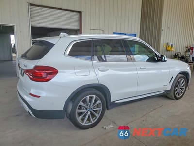Trzecie zdjęcie samochodu z tyłu: 2018 BMW X3 XDRIVE30I VIN:5UXTR9C50JLC77232 - miniatura