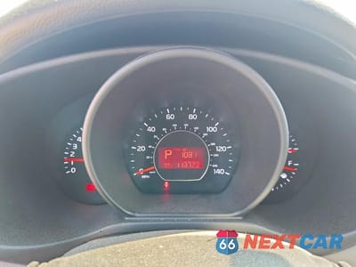 Zdjęcie 9 z 12 samochodu: 2015 KIA SOUL BASE VIN:KNDJN2A29F7787208 - miniatura