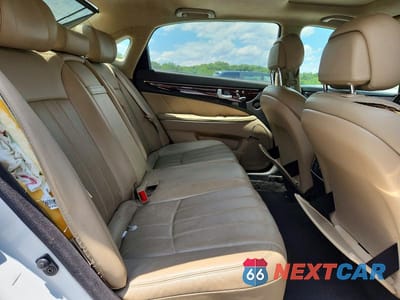 Zdjęcie 10 z 12 samochodu: 2013 HYUNDAI EQUUS SIGNATURE VIN:KMHGH4JH3DU058133 - miniatura