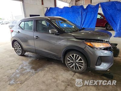Czwarte zdjęcie samochodu z boku: 2021 NISSAN KICKS SV VIN:3N1CP5CV1ML518076 - miniatura