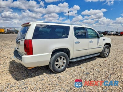 Trzecie zdjęcie samochodu z tyłu: 2007 CADILLAC ESCALADE ESV VIN:1GYFK66867R391269 - miniatura
