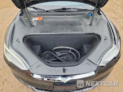 Zdjęcie 11 z 12 samochodu: 2018 TESLA MODEL S VIN:5YJSA1E21JF280715 - miniatura