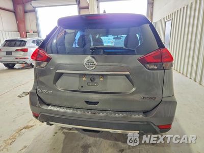 Zdjęcie 6 z 12 samochodu: 2018 NISSAN ROGUE S VIN:5N1AT2MT2JC728796 - miniatura