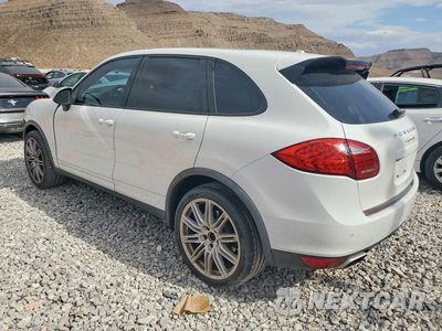 Drugie zdjęcie samochodu z przodu: 2013 PORSCHE CAYENNE S VIN:WP1AB2A27DLA84749 - miniatura