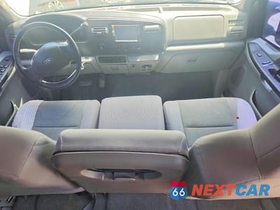 Zdjęcie 8 z 12 samochodu: 2006 FORD F350 SUPER DUTY VIN:1FTWW33P26EC54596 - miniatura