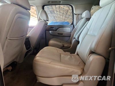 Zdjęcie 11 z 13 samochodu: 2009 CHEVROLET SUBURBAN C1500 LT VIN:1GNFC26049R289355 - miniatura