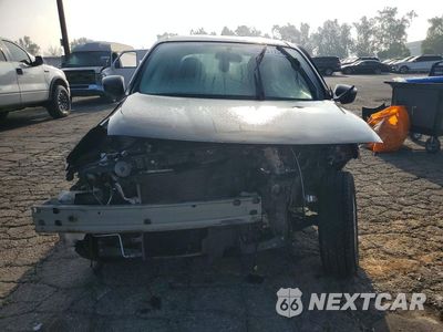 Piąte zdjęcie samochodu w środku: 2018 NISSAN VERSA SV VIN:3N1CN7AP5JL803994 - miniatura