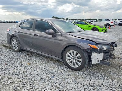 Czwarte zdjęcie samochodu z boku: 2018 TOYOTA CAMRY LE VIN:4T1B11HKXJU518740 - miniatura