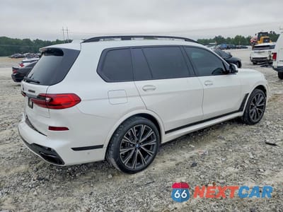 Trzecie zdjęcie samochodu z tyłu: 2022 BMW X7 M50I VIN:5UXCX6C04N9J84321 - miniatura