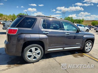 Trzecie zdjęcie samochodu z tyłu: 2013 GMC TERRAIN DENALI VIN:2GKALYEK1D6326850 - miniatura