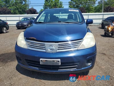 Piąte zdjęcie samochodu w środku: 2009 NISSAN VERSA 1.8 S VIN:3N1BC11E69L446236 - miniatura
