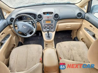 Zdjęcie 8 z 12 samochodu: 2009 KIA RONDO BASE VIN:KNAFG528297257796 - miniatura
