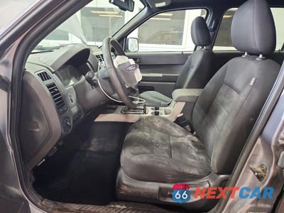 Zdjęcie 7 z 14 samochodu: 2008 FORD ESCAPE XLT VIN:1FMCU93128KE81195 - miniatura