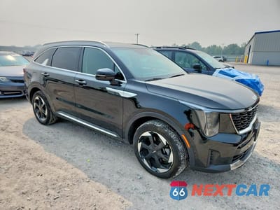 Czwarte zdjęcie samochodu z boku: 2025 KIA SORENTO EX VIN:KNDRJDJH9S5299803 - miniatura